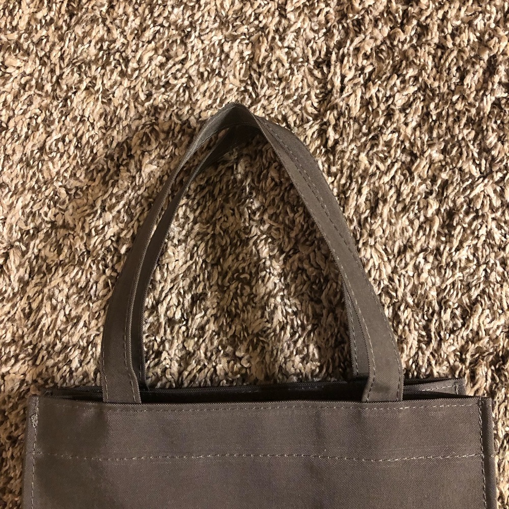 BRAND NEW Korean-made Small Bag with Cat Embroidery - Picture 8 of 12